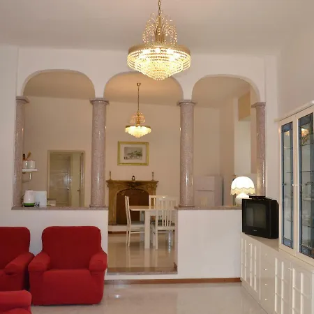 L'antico Borgo Apartamento Lesa