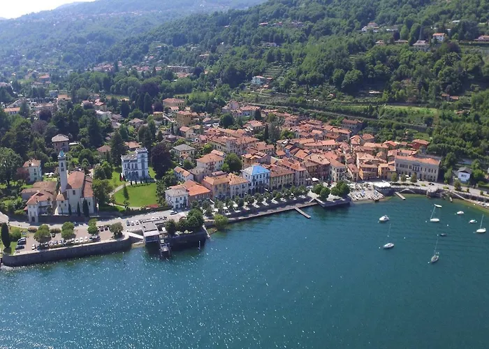 L'antico Borgo Lägenhet Lesa